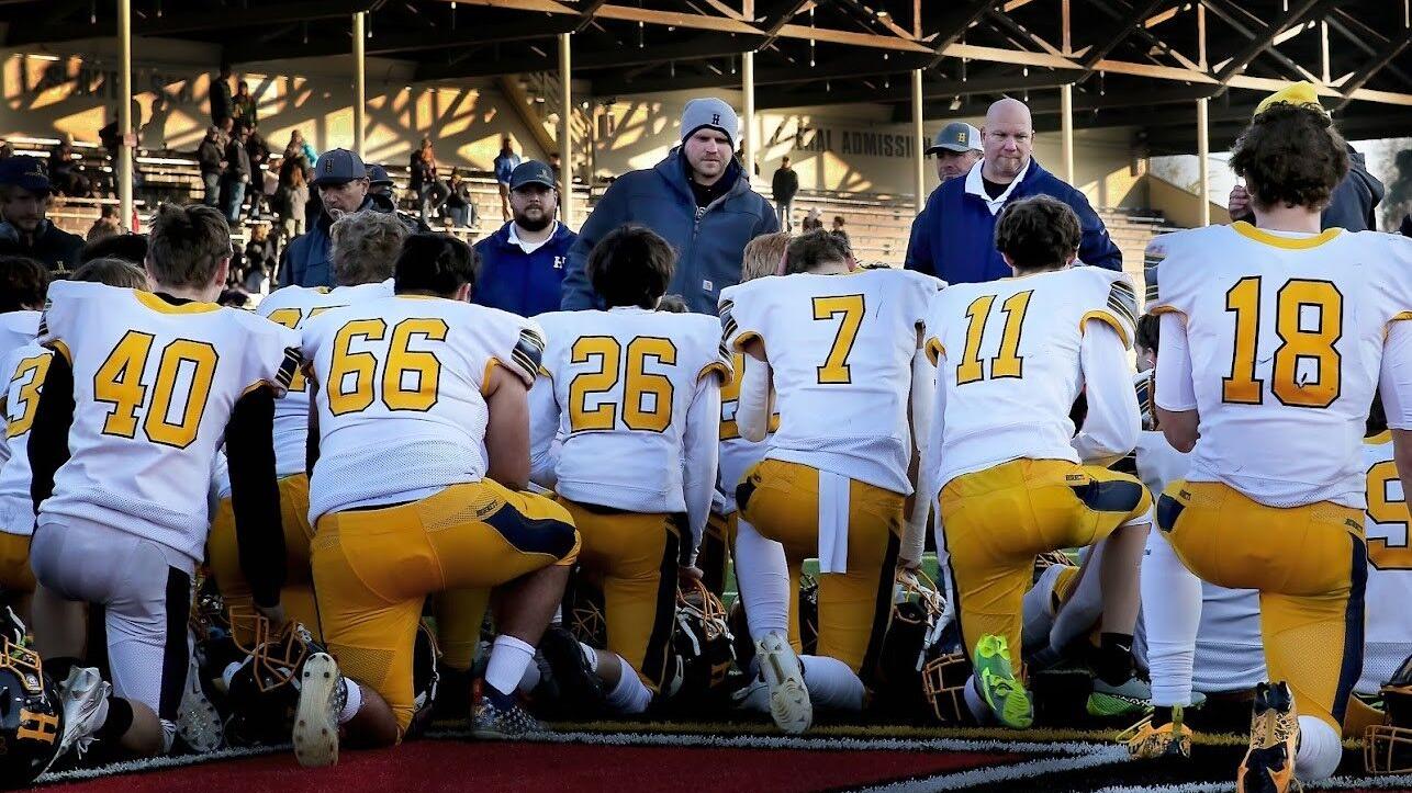 Column: Hobbled Henley is no match for top-seeded Marist Catholic